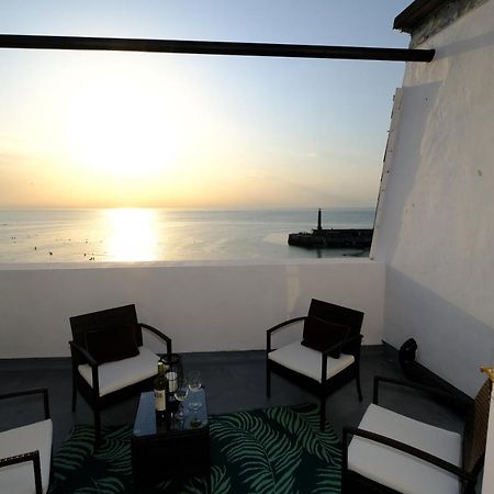 Balcony View Sunsets On Margate Seafront Apartamento Exterior foto